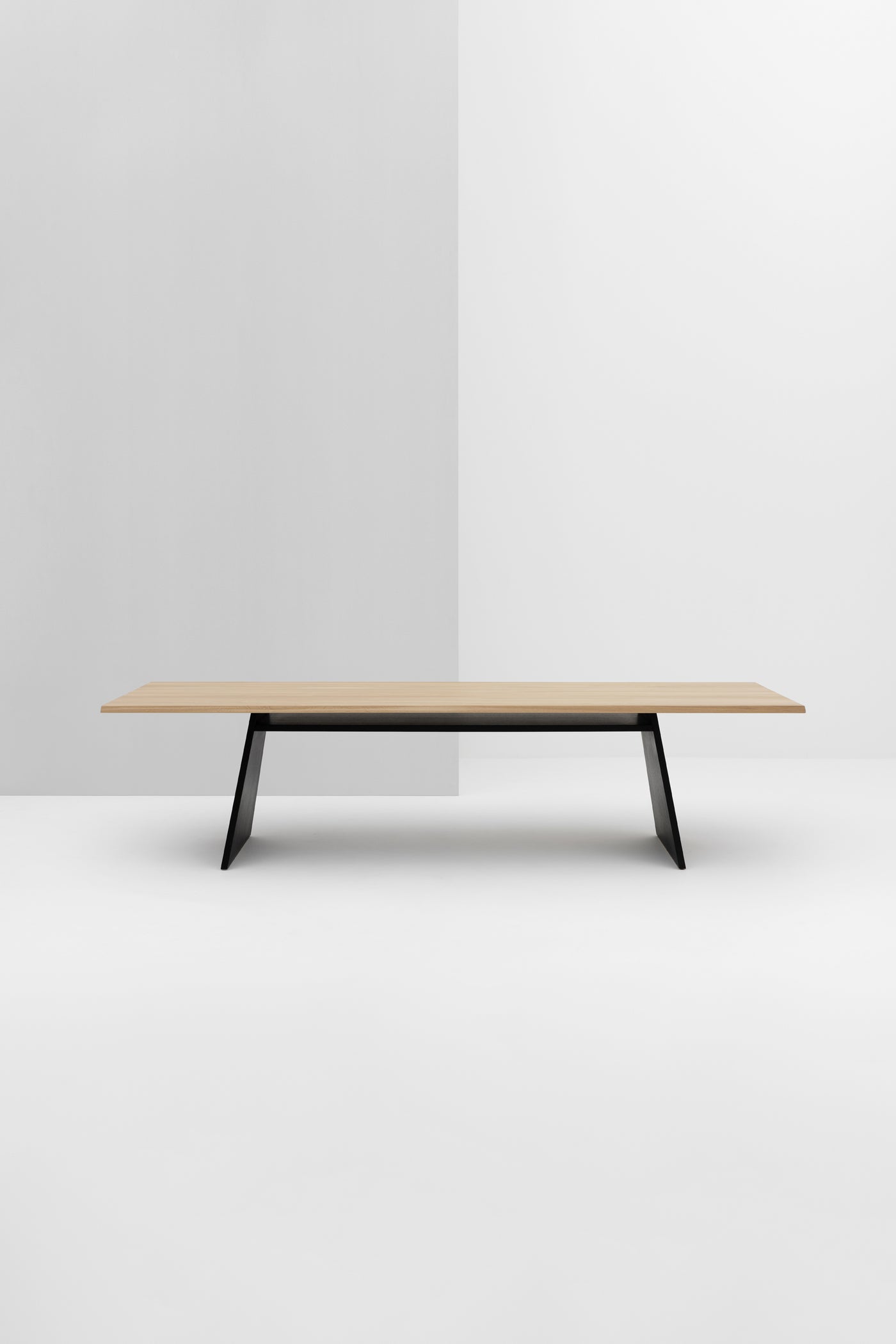 Grande table à manger Design Cruso 300cm en chêne massif